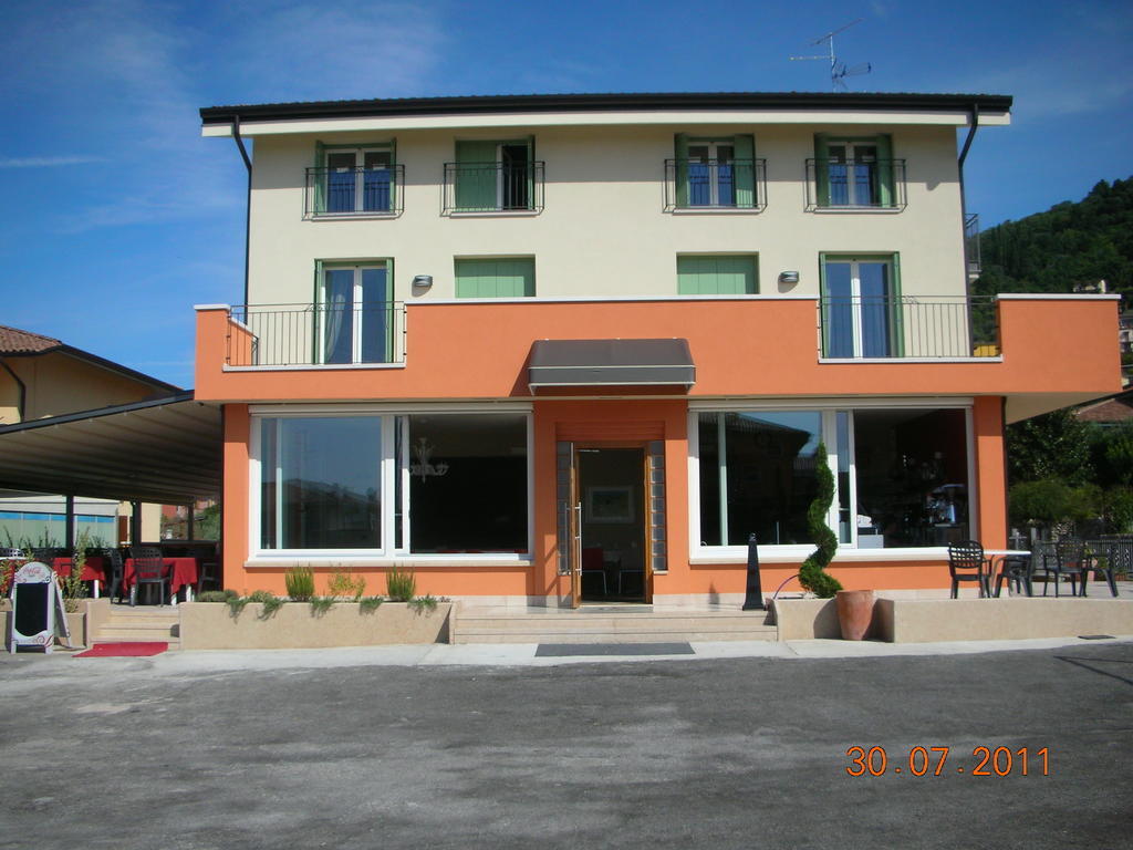 Affittacamere Sale E Pepe Cavaion Veronese Habitación foto