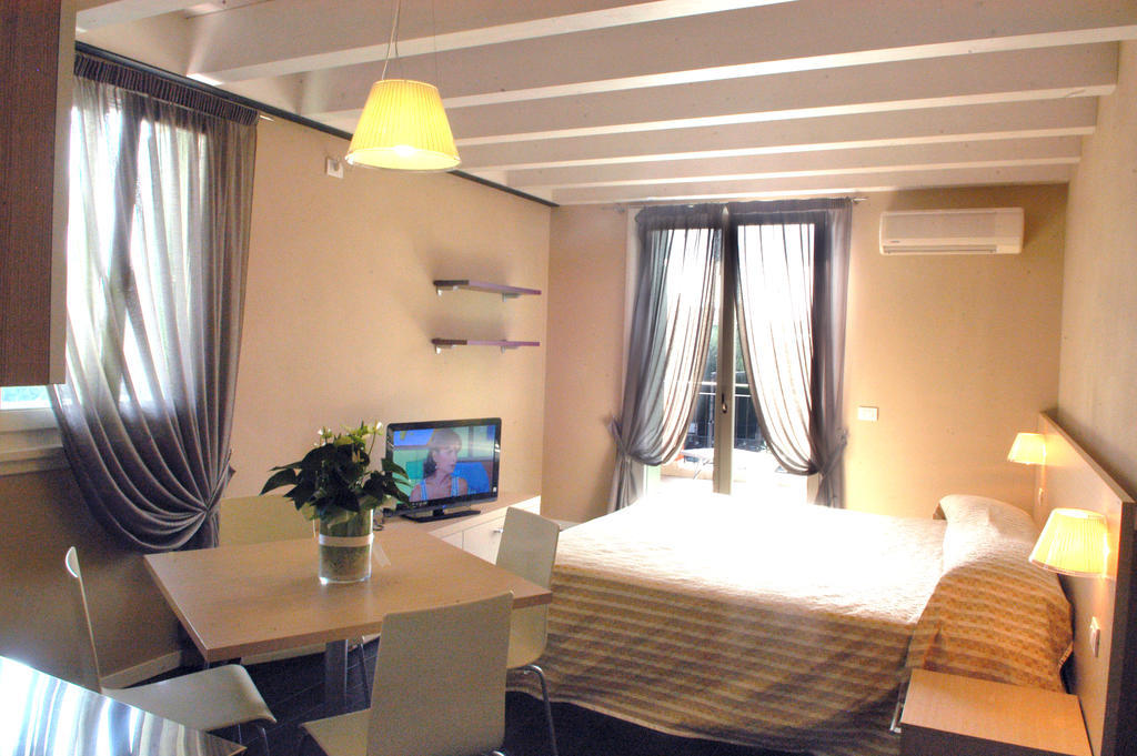 Affittacamere Sale E Pepe Cavaion Veronese Habitación foto